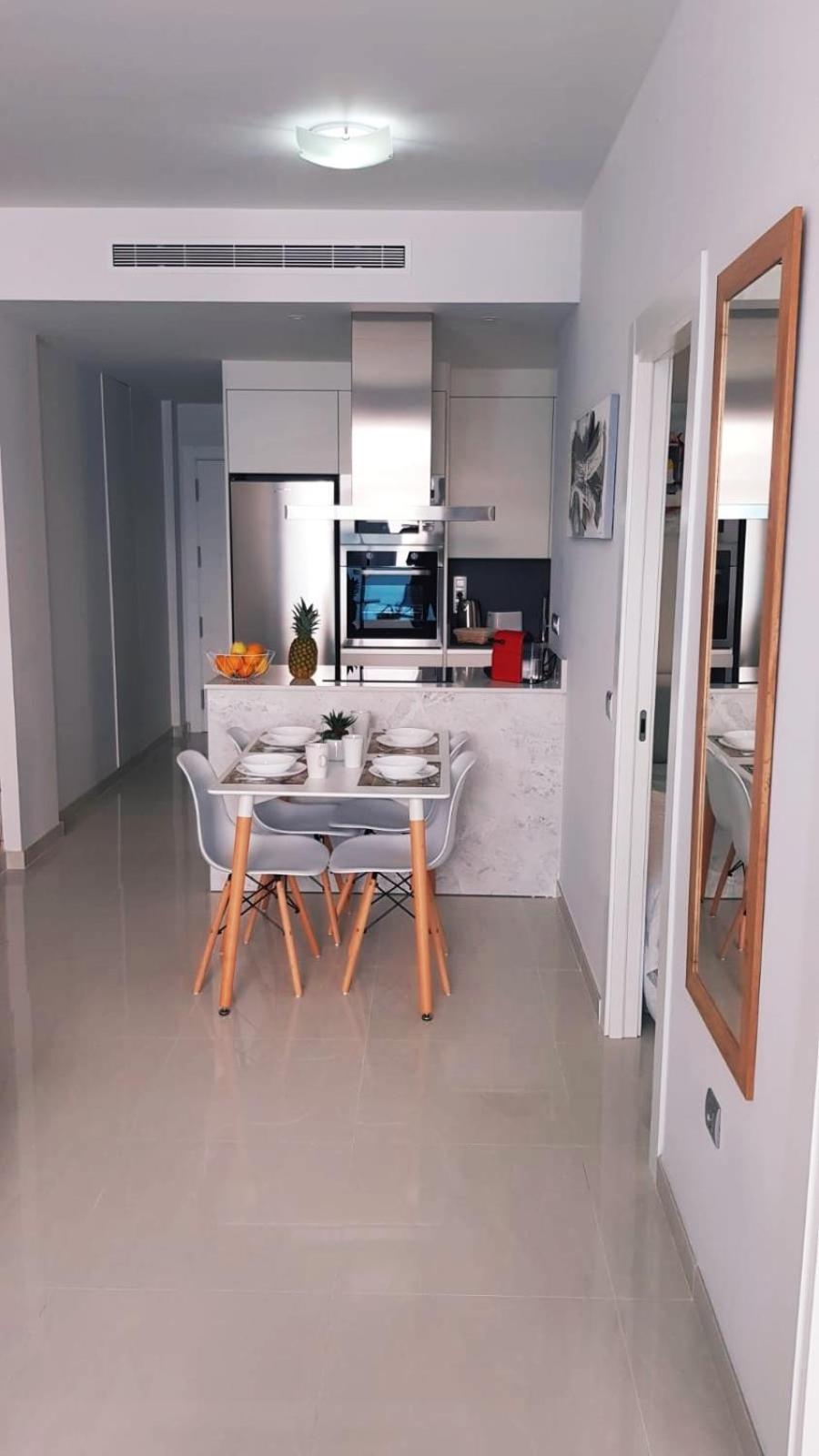 Brilliant Apartment Cibeles Torrevieja Exterior photo